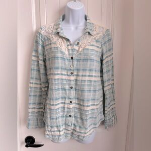 Shyanne Blue/White Stripe Long Sleeve Button Down Western Top w/Lace Yokes, XS